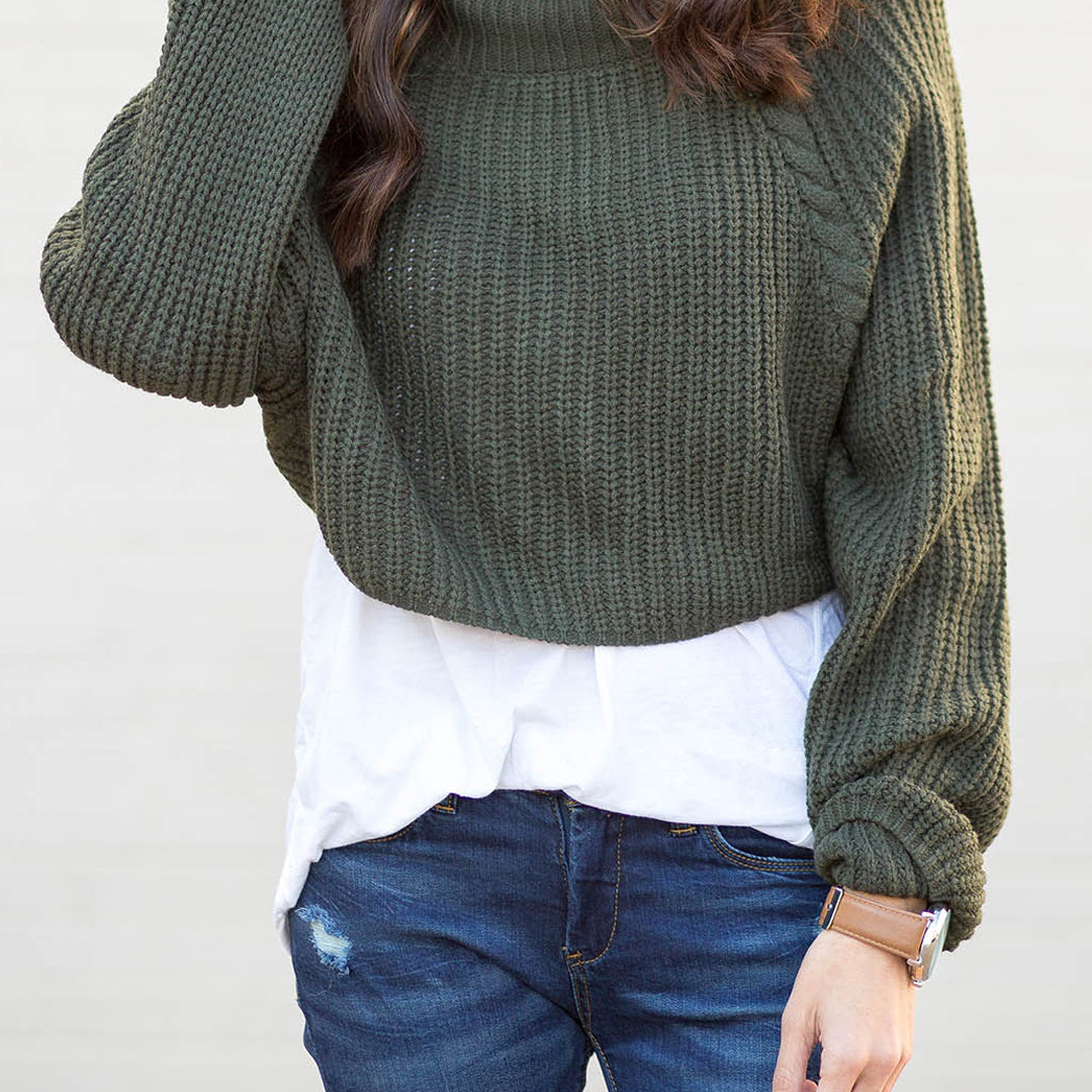 Tuckband styled with different top types - blouse, t-shirt, sweater